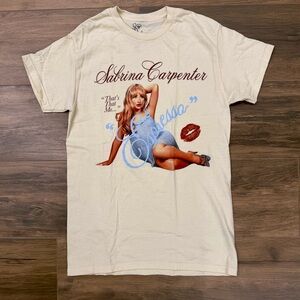 Sabrina Carpenter Graphic Tee - Cream
